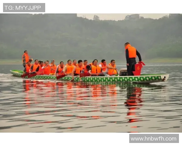 重庆滑板队与广州滑板队赛后复盘力量对决的精彩瞬间与战术分析 重庆滑板队与广州滑板队赛后复盘力量对决的精彩瞬间与战术分析