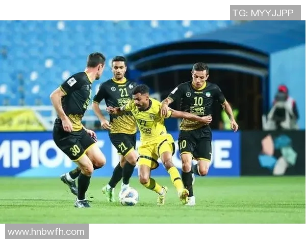 西安足球队强势登顶足球状态排行榜引领全国球队风潮