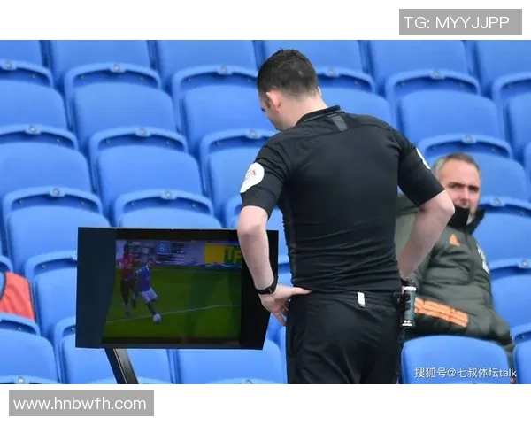 斯旺与热刺比赛疑似假球引发热议球迷质疑裁判判罚公正性