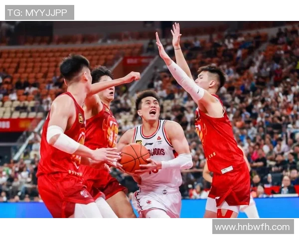 山东高速男篮迎战广厦队争夺CBA季后赛关键胜利的精彩对决