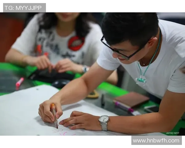 杭州足球队边路渗透战术解析与实战应用探讨MBA 杭州足球队边路渗透战术解析与实战应用探讨MBA