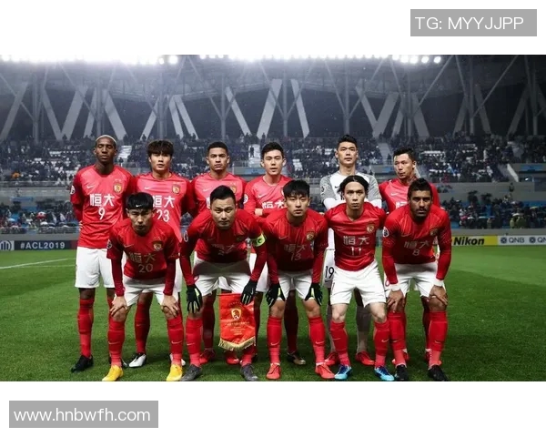 上海足球队在联合会杯中的默契配合与战术执行全解析 上海足球队在联合会杯中的默契配合与战术执行全解析
